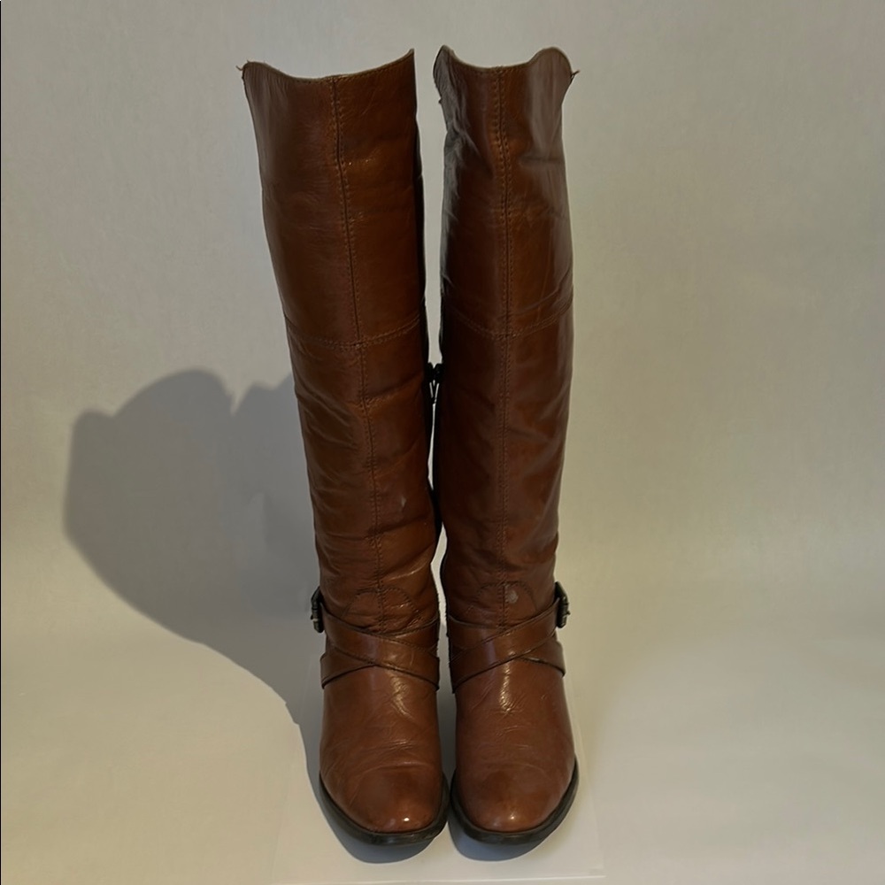 Brown Leather Knee-High Boots (size 6)